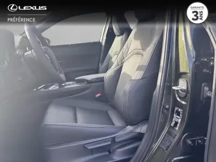 Photo 10 Lexus UX  300h F SPORT Design 2WD MC25