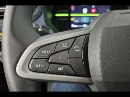 Photo 8 Dacia Duster  1.6 hybrid 140ch Journey