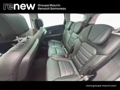 Photo 13 Renault Scenic Grand  1.6 dCi 130ch Energy Initiale Paris