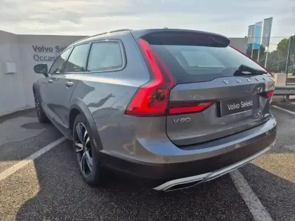 Photo 8 Volvo V90  Cross Country D4 AWD 190ch Pro Geartronic