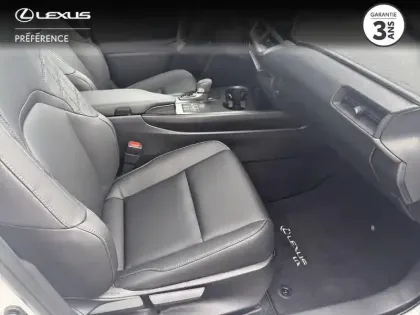 Photo 5 Lexus UX  300h F SPORT Design 2WD MC25