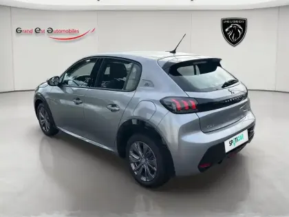 Photo 5 Peugeot 208  e- 136ch Allure