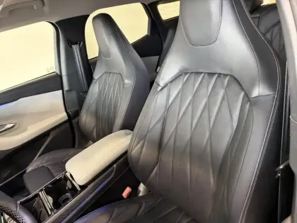 Photo 11 Ford Explorer  170ch Standard Range 52kWh Pack Premium RWD