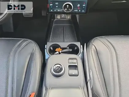 Photo 7 Ford Mustang  Mach-E 294ch Extended Range 99kWh 7cv