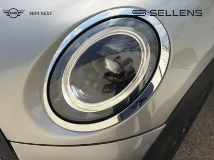 Photo 5 Mini Mini  5 Portes Cooper 136ch Edition Premium BVA7
