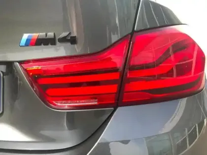 Photo 14 BMW Serie 4 M4 Coupé 3.0 450ch Pack Competition M DKG Euro6d-T