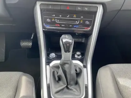 Photo 13 Volkswagen T-roc  1.5 TSI EVO 150ch Life Plus DSG7