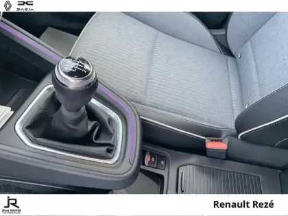 Photo 5 Renault Clio  1.0 TCe 90ch Techno - 25