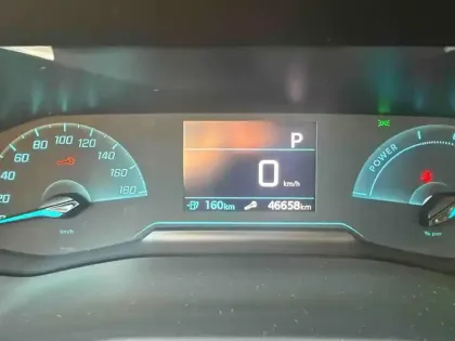 Photo 10 Peugeot 2008  e- 136ch Style