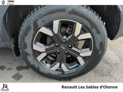 Photo 7 Dacia Duster  1.6 hybrid 140ch Extreme