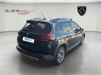 Photo 5 Peugeot 2008  1.5 BlueHDi 100ch E6.c Allure S&S BVM5 86g