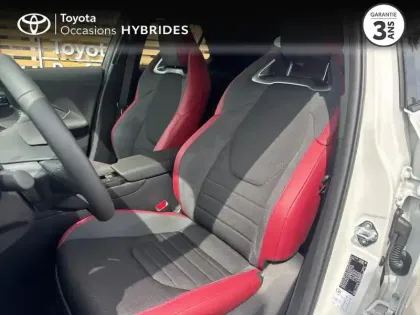 Photo 10 Toyota C-HR  1.8 Hybride 140ch Collection MY26