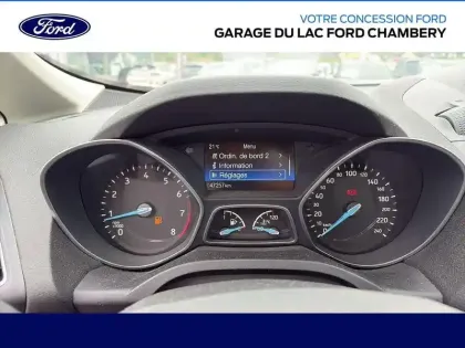 Photo 7 Ford C-Max Grand  1.0 EcoBoost 125ch Stop&Start Titanium