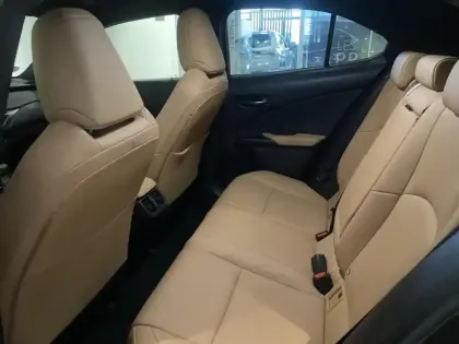 Photo 11 Lexus UX  250h F SPORT Design 2WD