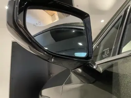 Photo 8 Lexus UX  250h F SPORT Design 2WD