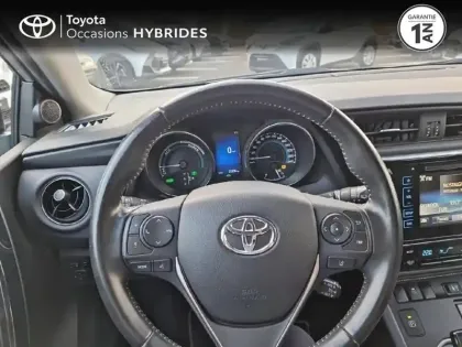 Photo 8 Toyota Auris  HSD 136h Design RC18