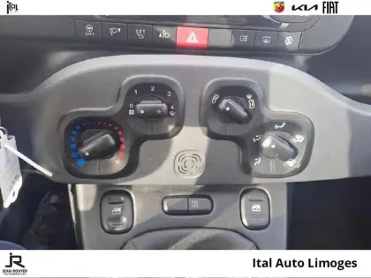 Photo 13 Fiat Panda  1.0 70ch BSG S&S City Life