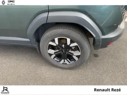 Photo 7 Dacia Duster  1.6 hybrid 140ch Extreme