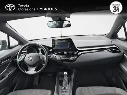 Photo 7 Toyota C-HR  2.0 Hybride 184ch Dynamic Ultimate E-CVT