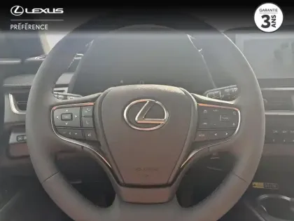Photo 8 Lexus UX  300h F SPORT Design 2WD MC25