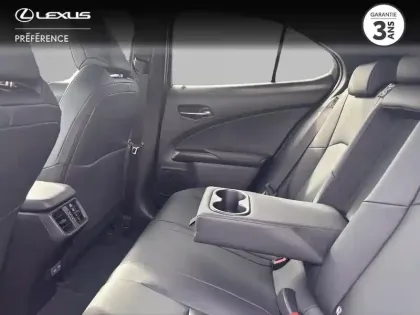 Photo 11 Lexus UX  300h F SPORT Design 2WD MC25