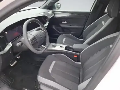 Photo 9 Opel Mokka  1.2 Turbo Hybrid 145ch Ultimate e-DCT6