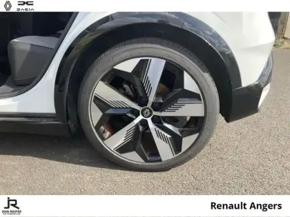 Photo 7 Renault Megane  E-Tech Electric EV60 220ch Techno optimum charge -C