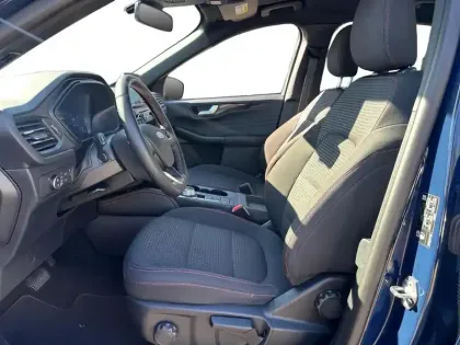 Photo 8 Ford Kuga  2.5 Duratec 190ch FHEV E85 ST-Line X BVA