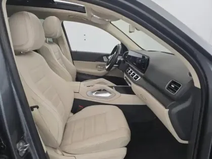 Photo 17 Mercedes GLS 400 d 330ch AMG Line 4Matic 9G-Tronic - 22 000€ d'options
