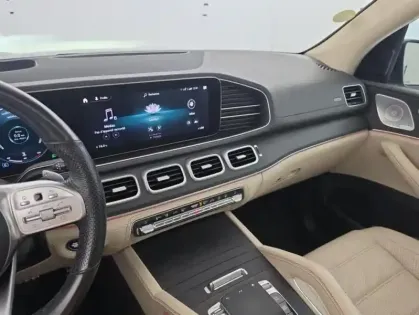 Photo 23 Mercedes GLS 400 d 330ch AMG Line 4Matic 9G-Tronic - 22 000€ d'options