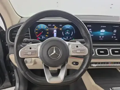Photo 20 Mercedes GLS 400 d 330ch AMG Line 4Matic 9G-Tronic - 22 000€ d'options