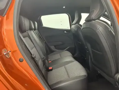 Photo 15 Renault Clio E-Tech 140 21N Intens 5p