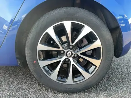 Photo 19 Renault Clio  E-Tech full hybrid 145