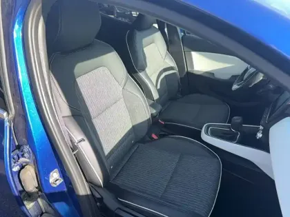 Photo 13 Renault Clio  E-Tech full hybrid 145