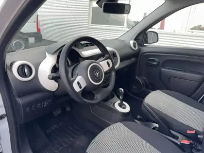 Photo 5 Renault Twingo  III E-Tech