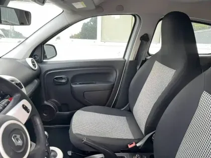 Photo 9 Renault Twingo  III E-Tech