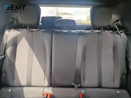 Photo 15 Peugeot 2008  PureTech 100 S&S BVM6