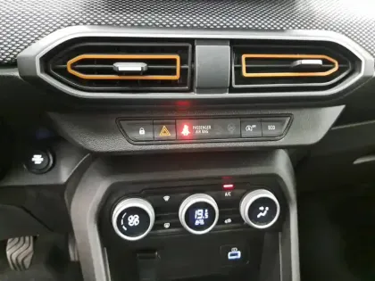 Photo 38 Dacia Sandero  TCe 110