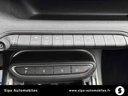 Photo 16 Jeep Avenger  1.2 Turbo T3 110 ch e-Hybrid BVR6