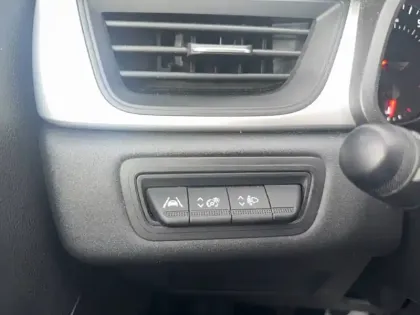 Photo 36 Renault Captur  TCe 90