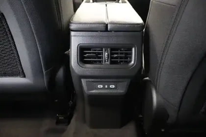 Photo 15 Renault Austral  full hybrid E-Tech 200 ch