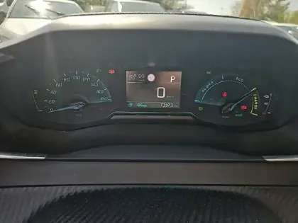 Photo 9 Peugeot 208  Electrique 50 kWh 136ch