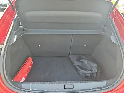Photo 5 Peugeot 208  Electrique 50 kWh 136ch