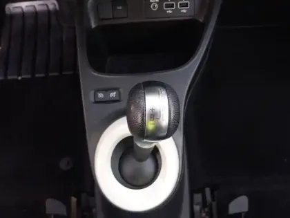 Photo 27 Renault Twingo  III Achat Intégral - 21