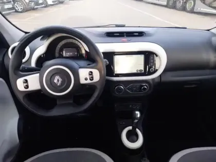 Photo 9 Renault Twingo  III Achat Intégral - 21