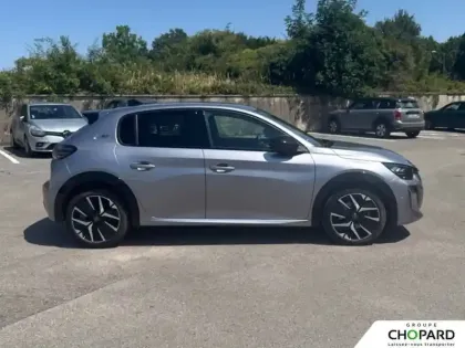 Photo 35 Peugeot 208  Hybrid 110 e-DCS6