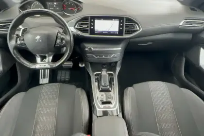 Photo 11 Peugeot 308  SW BlueHDi 130ch S&S EAT8