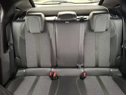 Photo 41 Peugeot 2008  PureTech 130 S&S EAT8