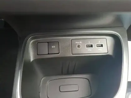 Photo 30 Renault Twingo  III E-Tech