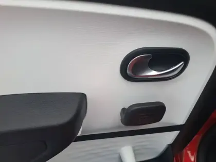 Photo 20 Renault Twingo  III E-Tech